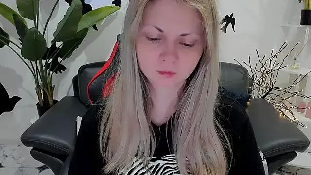 SmilingEmily_