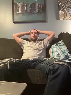 SmokingSloth on StripChat