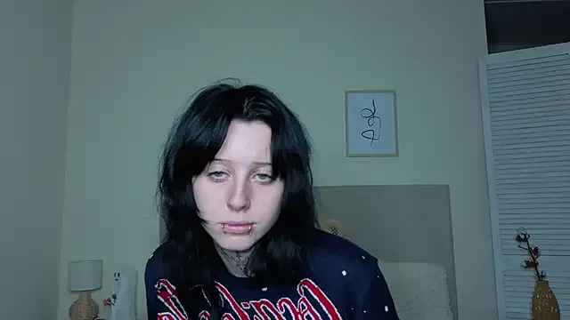 Sn0w__queen on StripChat