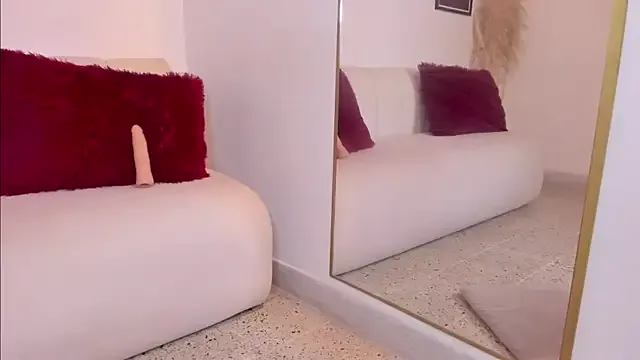 Sofi_glow on StripChat