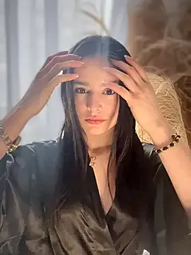 Sofi_Leal — fingers pussy open window