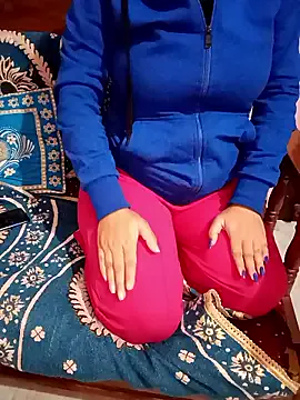 Sofia-111 on StripChat