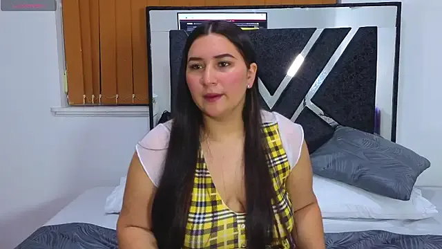 sofiagregorie — put milk on my big tits