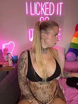 Sophi_Spice — Dildo BOOB-FUCK + 1 min toy controle
