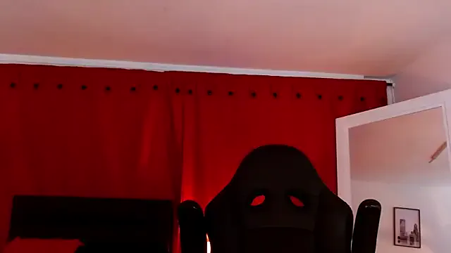 sophie_ramirez — Spank ass x 5