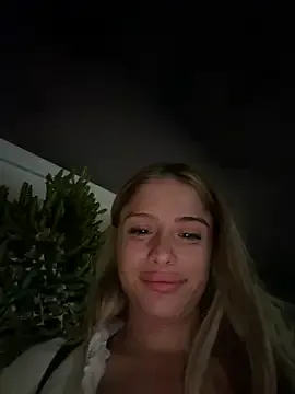 SophieVJ — Freechat on StripChat