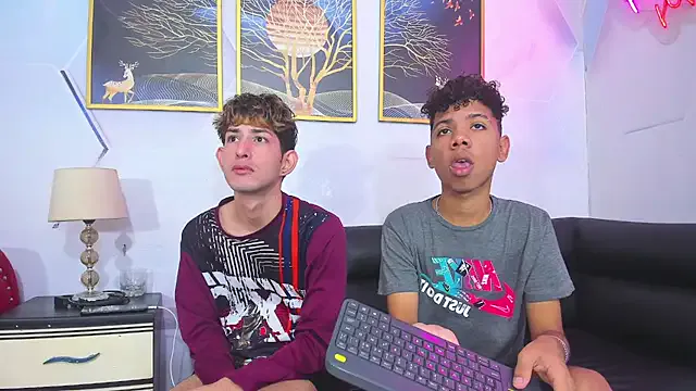 Spicy_guys — Freechat on StripChat