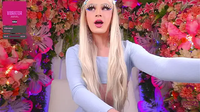 SpicySluts on StripChat