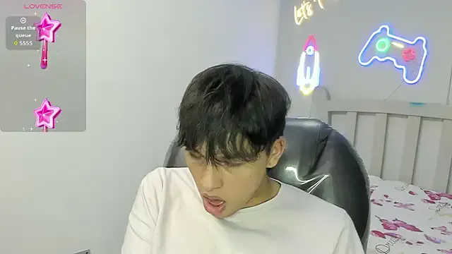 StiwenTwink on StripChat