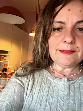 Sunbelxx on StripChat