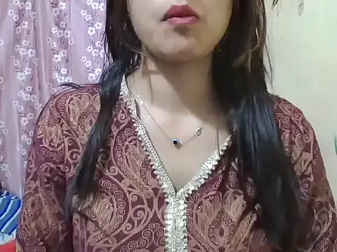 supriya_ax on StripChat