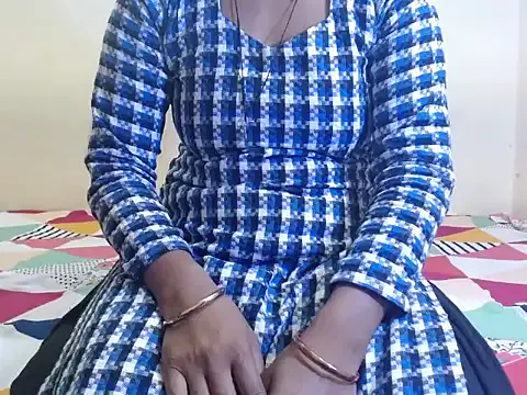 surbhi01 on StripChat