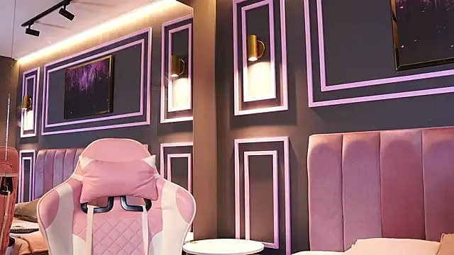 Susan_wall — oil and strip show