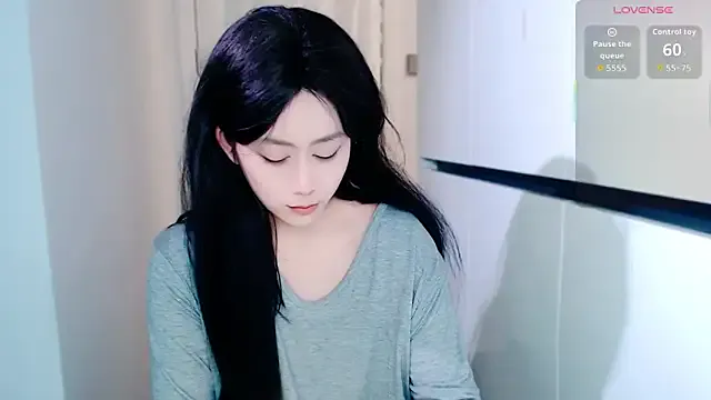 SuSu-166 on StripChat