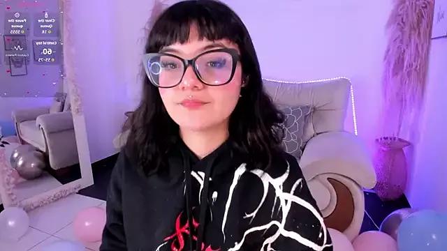 Sweet_Namii — Control Nora 5min + Domi 