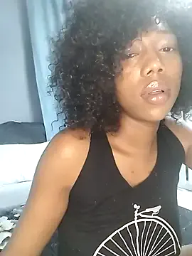 Sweet_nicole98 on StripChat