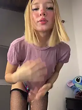 SweetBunnyGF on StripChat