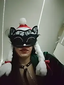SweetSun69 on StripChat