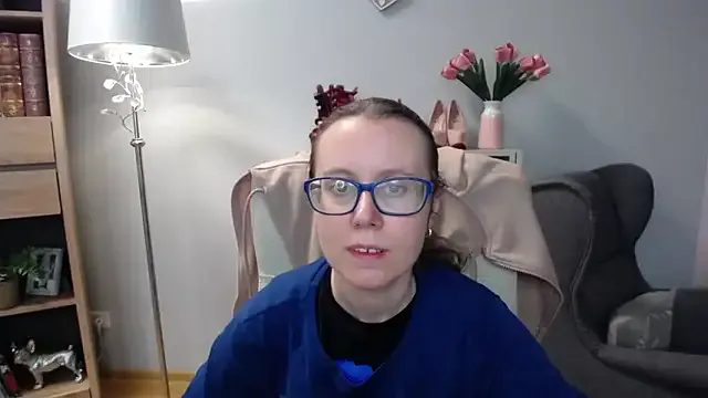 sweetxLizzy on StripChat 