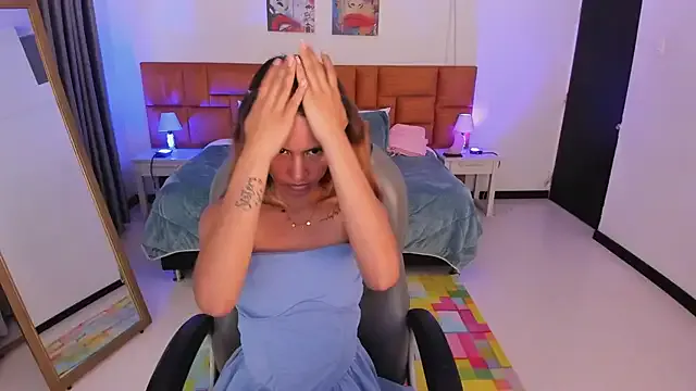 Tamy_edwards — show me your ass in those pants 