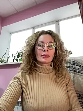 Tania201243 — Spank ass   