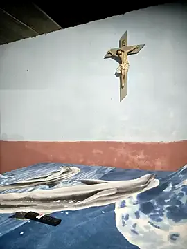 tania_queen — finger pussy