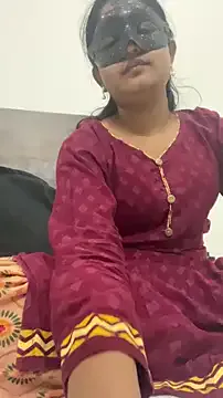 TeluguIshu_teen20 — FUCKING IN LIVE TILL CUM