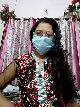 thanusi_2 on StripChat