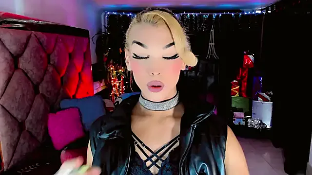 the-horus-girl on StripChat