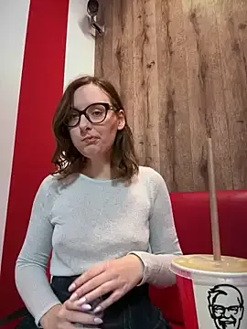 The_Snowwhitee — Fun in KFC  Last Tip Video