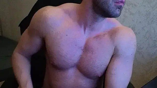 TheFitGiant — Get oiled up 