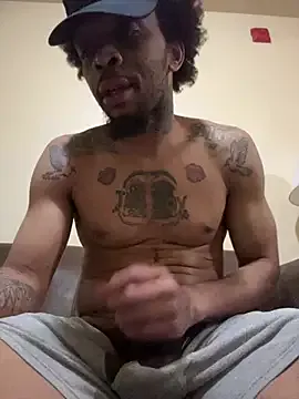 thefreakscomeoutatnight — Bust a but