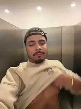 TheKingThiago from StripChat