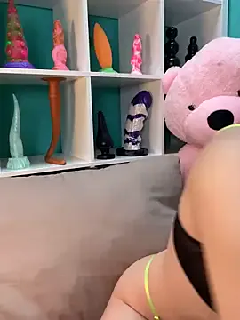 TheRealJessyLey on StripChat