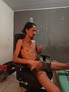 theyllorwillian on StripChat