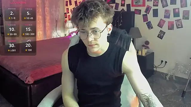 Thomas_Norton on StripChat