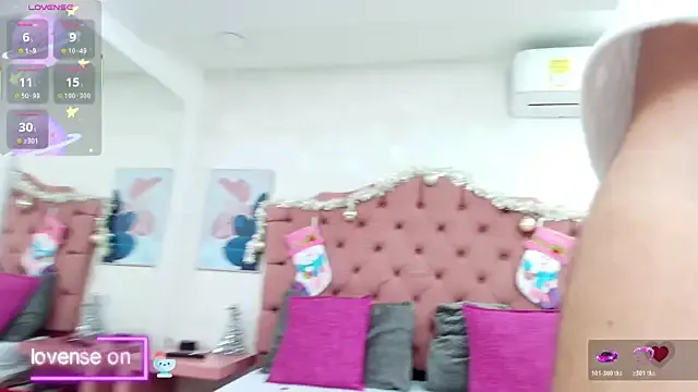 ThyaraJhons on StripChat