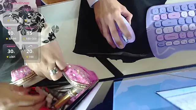 Tiana_27 — mastubation con dildo