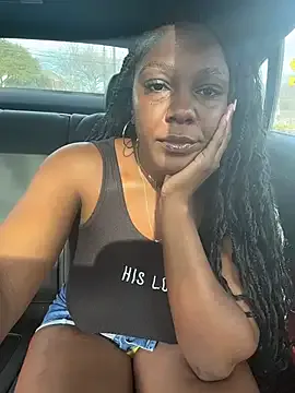 TilaTotti on StripChat