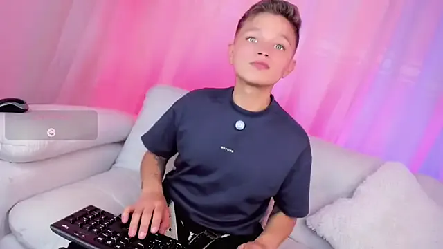 Tim_wolf — Dick Hard on Hands 