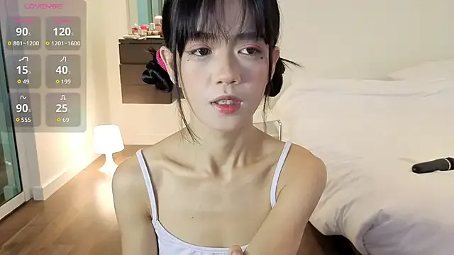 TinyMika on StripChat