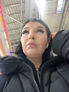 Tisha_Busty — remove sweet panties & put in mouth