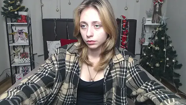 TracyLll on StripChat