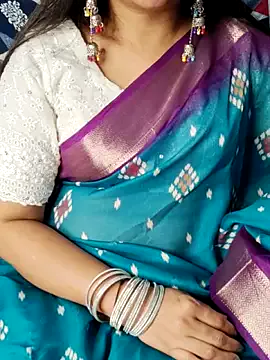 traditional_Jaanvi — Flash boobs