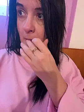 TriumphLove on StripChat