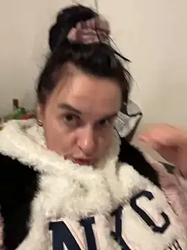 TriumphLove on StripChat