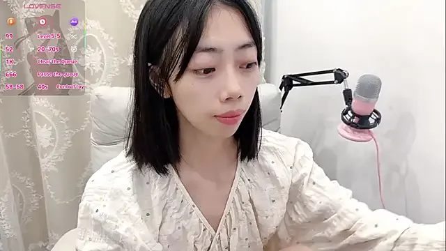 tuantuanle on StripChat