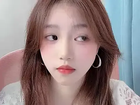 TwinXXbaby — Freechat on StripChat