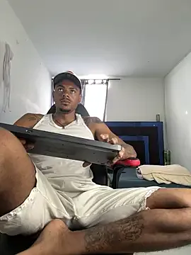 TysonWalkers on StripChat