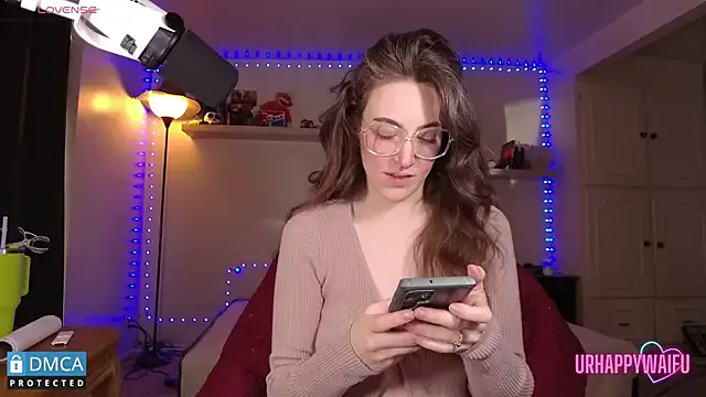urhappywaifu on StripChat